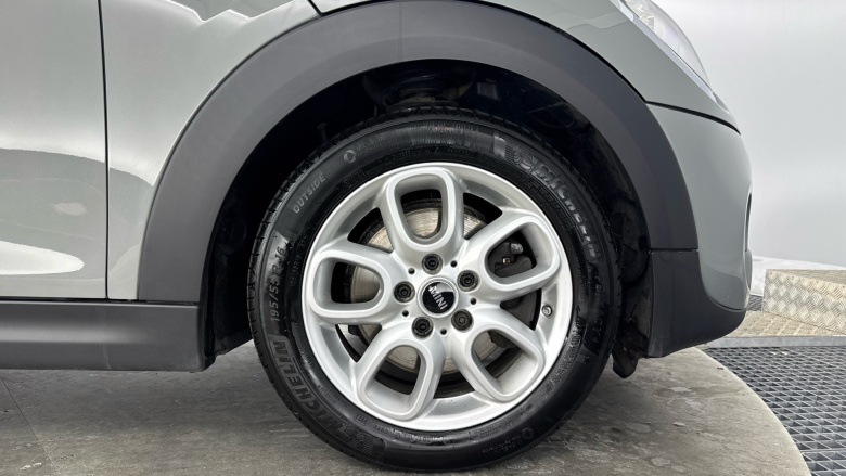 MINI Hatchback 2.0 Cooper S Classic II 3dr Petrol Hatchback